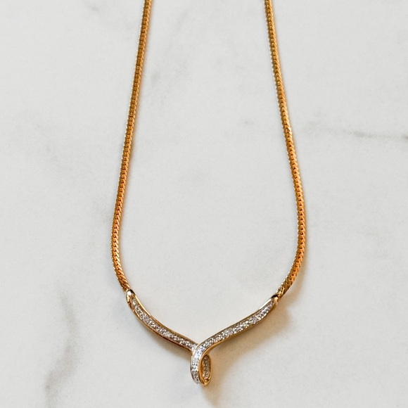 Diamond accented Gold-tone Chevron Necklace with Elegant Design - Picture 2 of 14